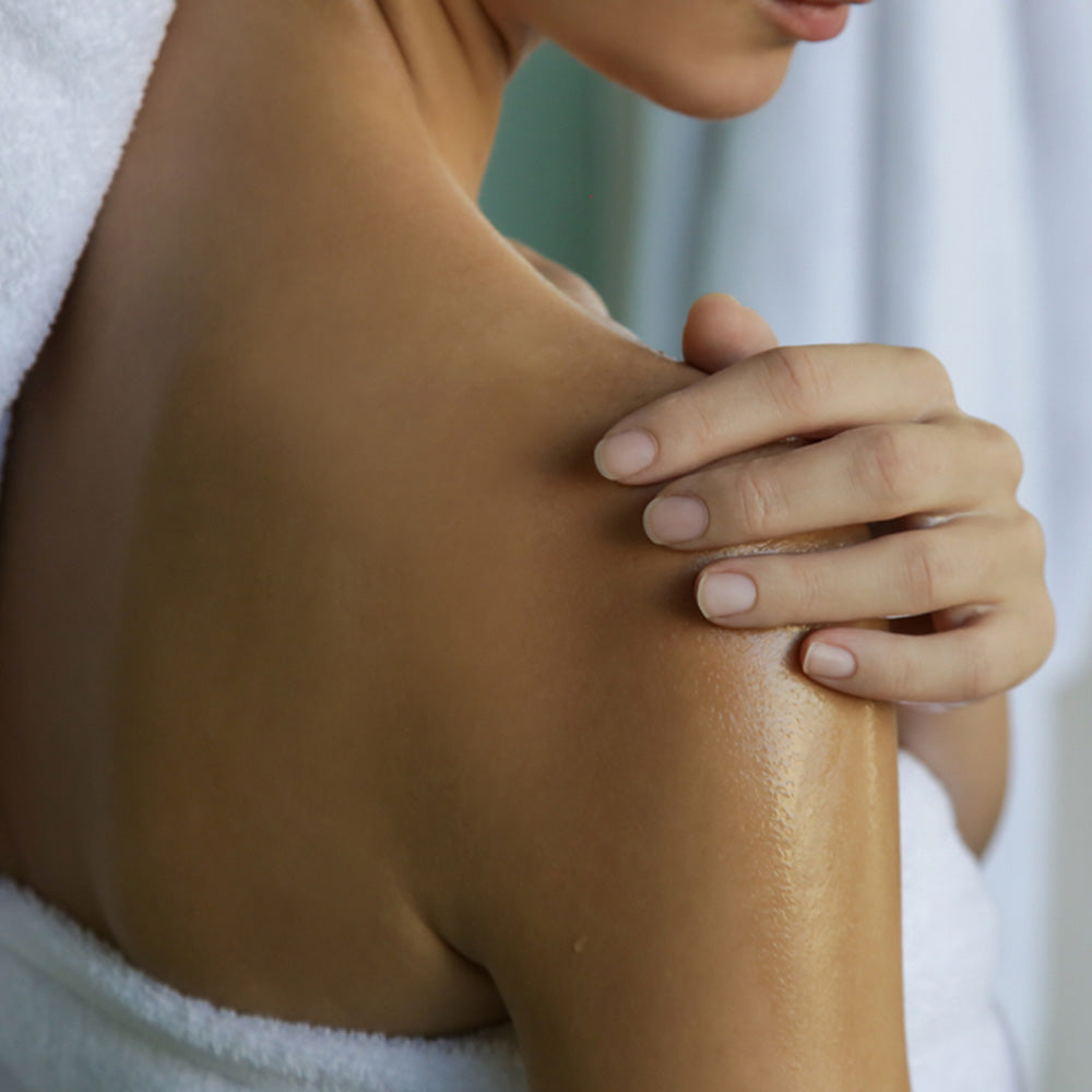 Glow-Body-Polishing-Oil-3